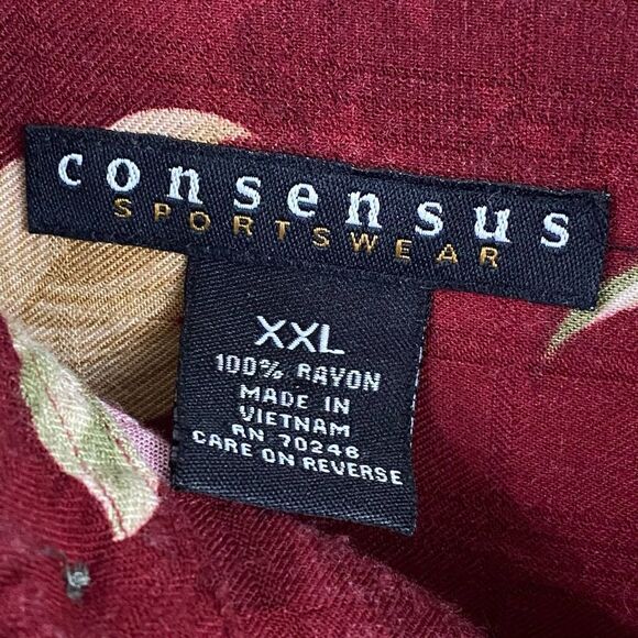 Consensus Hawaiian Floral Red Button Down Shirt Size XL - Picture 5 of 5